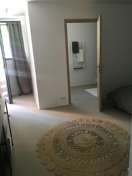 Chambre Avec Petit-Dejeuner En Provence Luberon La Tour-dʼAigues Εξωτερικό φωτογραφία