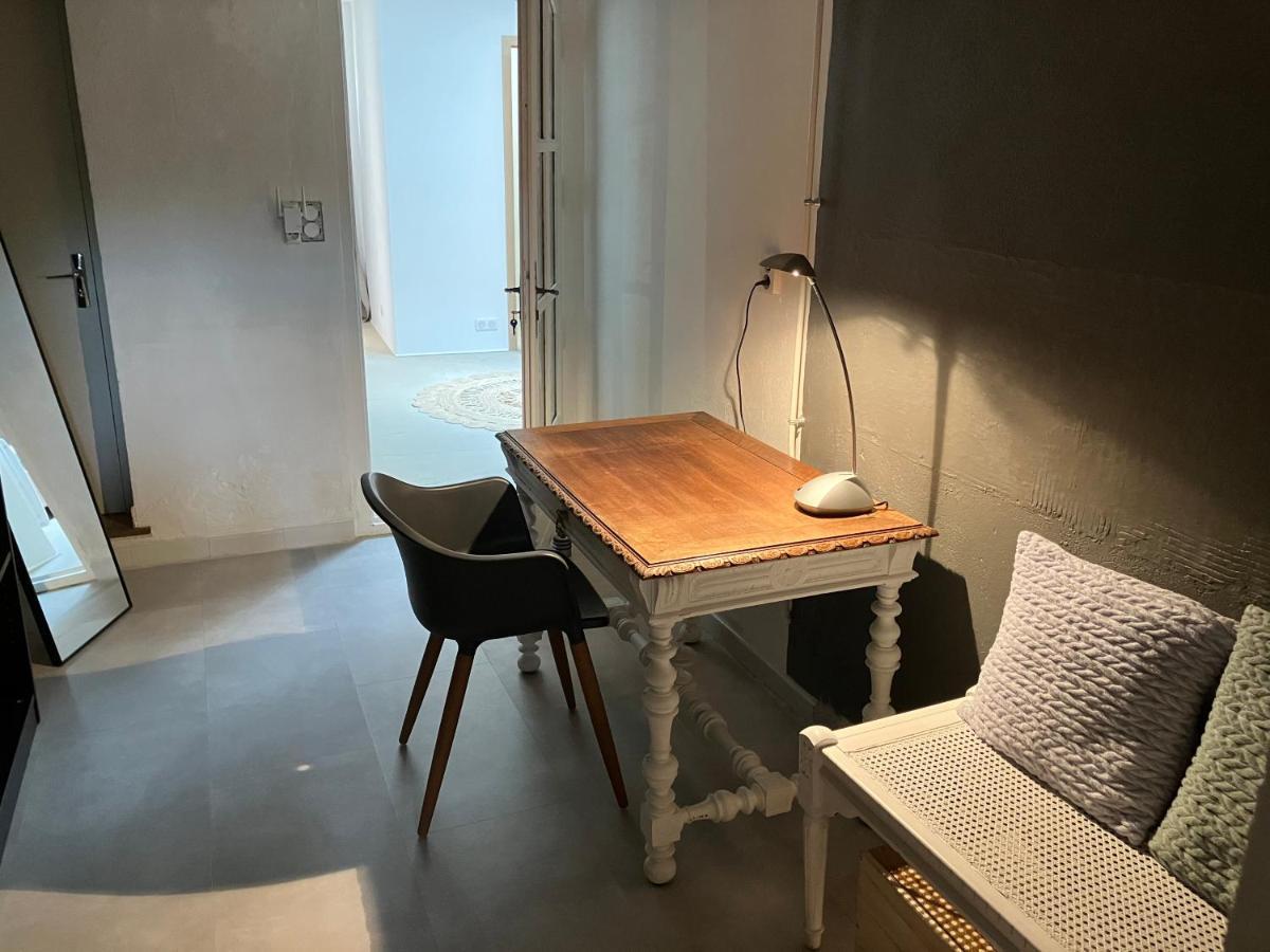 Chambre Avec Petit-Dejeuner En Provence Luberon La Tour-dʼAigues Εξωτερικό φωτογραφία