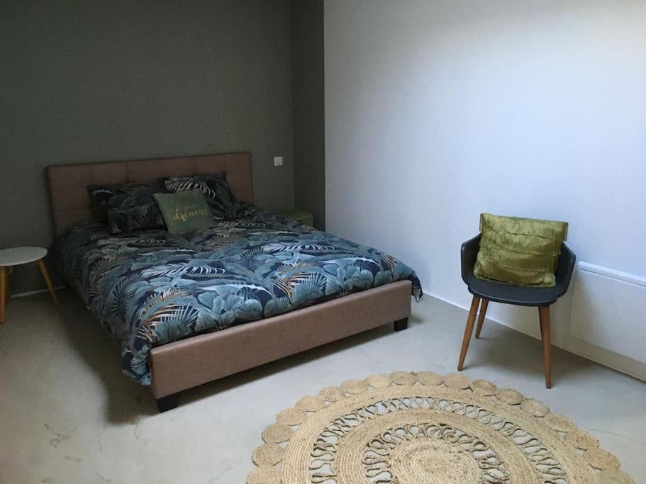 Chambre Avec Petit-Dejeuner En Provence Luberon La Tour-dʼAigues Εξωτερικό φωτογραφία